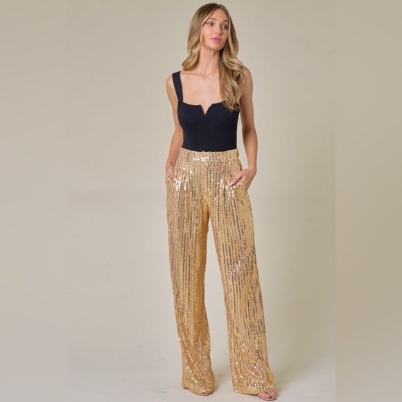 ✨ NEW Structured Wide-Leg Gold Sequin Pants | Glam Party Trousers ✨ - Picture 9 of 11